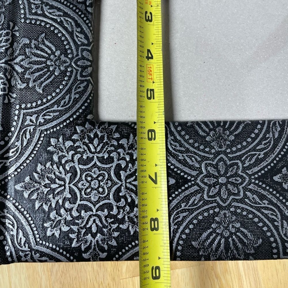 Black and Silver Photo Album w/Embossed Floral Designs Holds 200 4x6 Photos - Picture 5 of 13